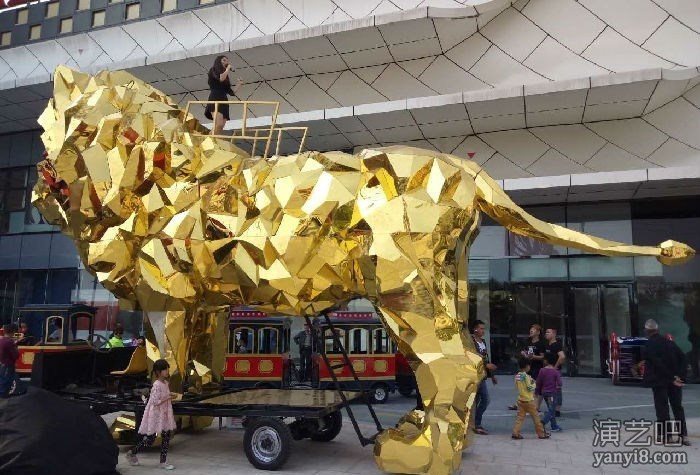 金狮出租、升空火箭租赁、水晶烟花出租