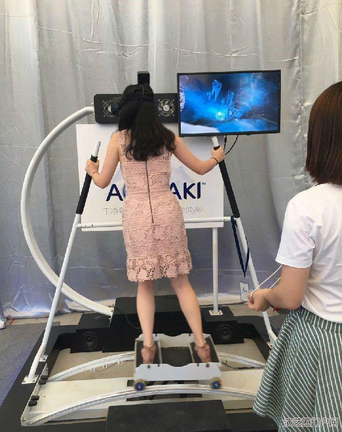 vr飞行器出租 vr飞行模拟器租赁 vr飞行体验设备出租